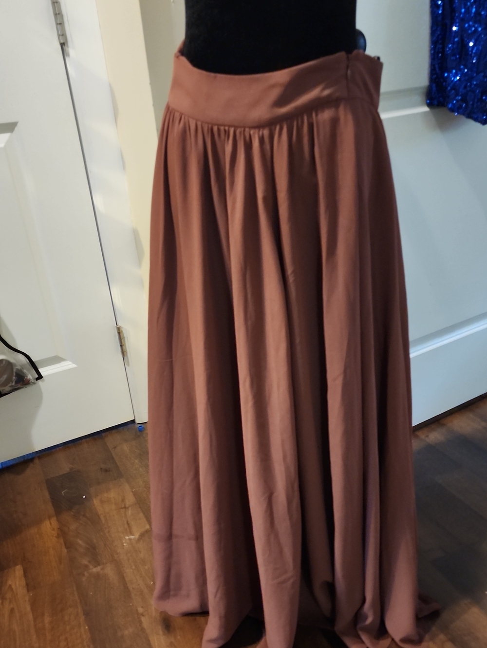 Flowing Brown Maxi Skirt — Women's Full-Length Gathered Waist